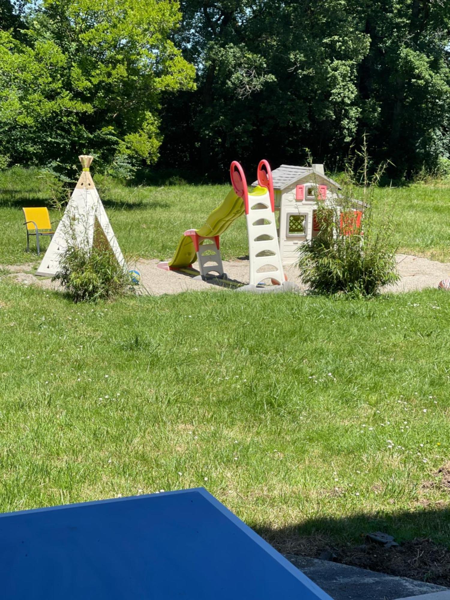 T2 De Charme Dans Un Chateau Layrac Zewnętrze zdjęcie